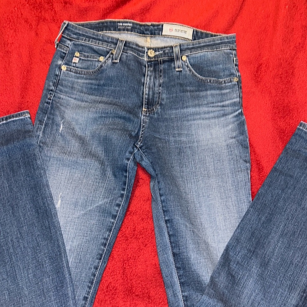 AG- ED The Harper essential straight leg lightly distressed jeans. 28R